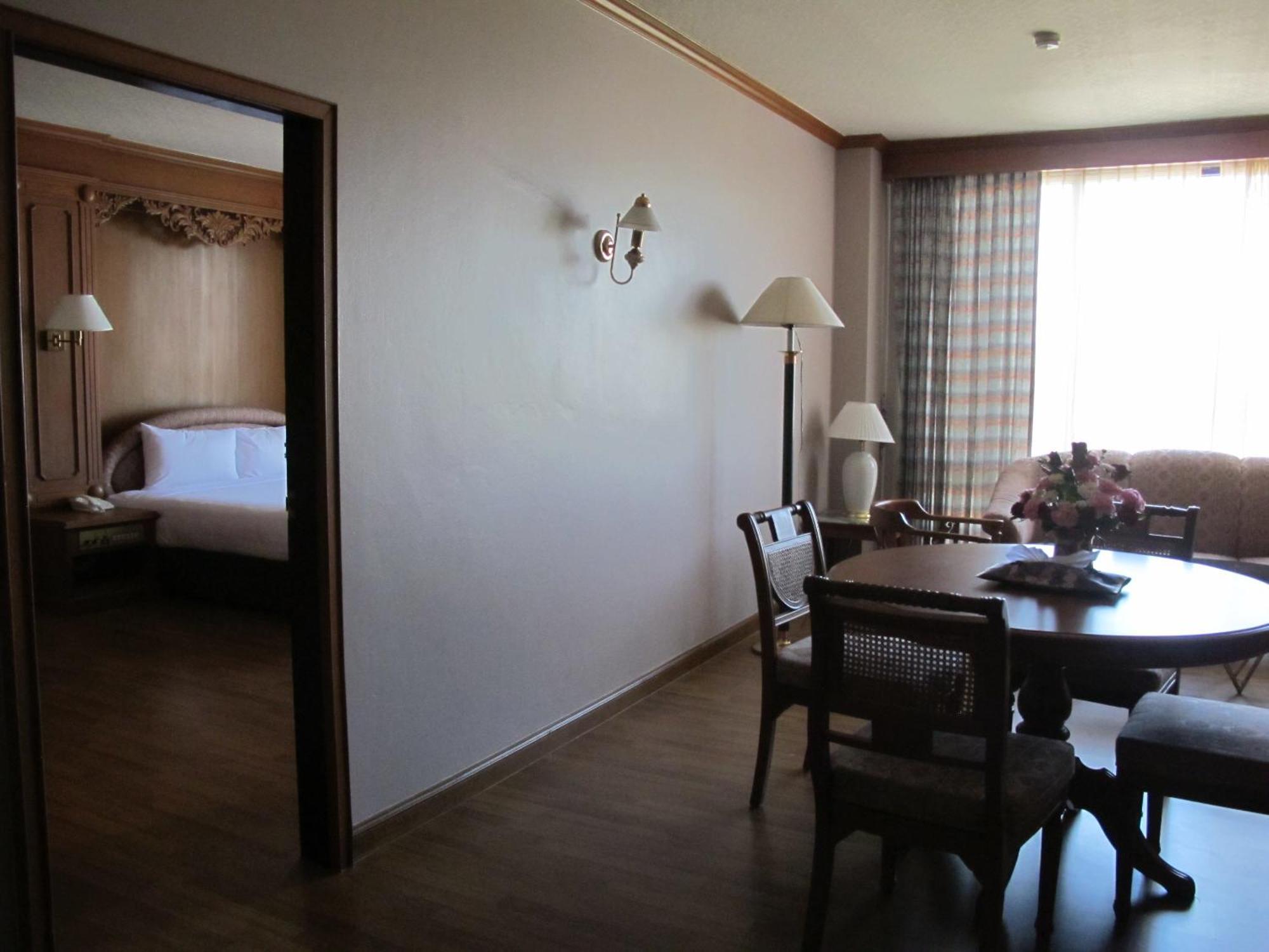 Rimpao Hotel Kalasin Δωμάτιο φωτογραφία