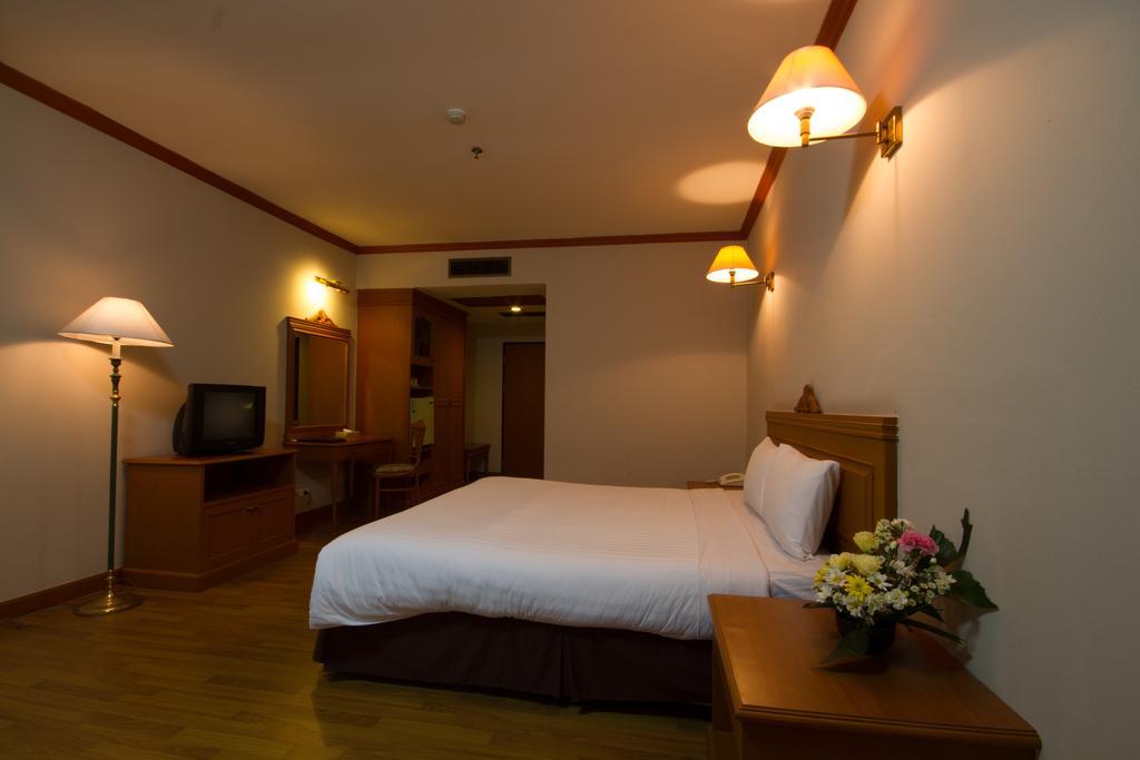 Rimpao Hotel Kalasin Εξωτερικό φωτογραφία