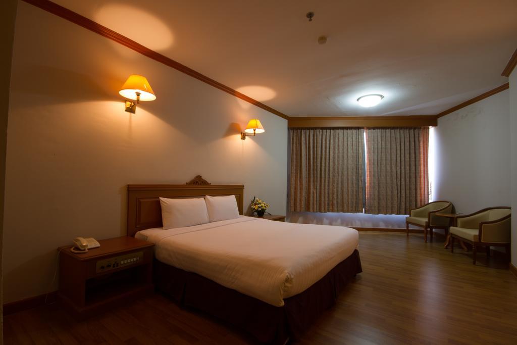 Rimpao Hotel Kalasin Εξωτερικό φωτογραφία