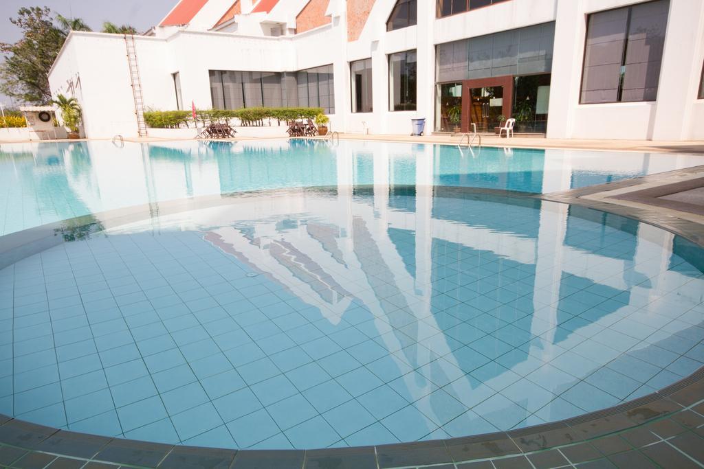 Rimpao Hotel Kalasin Εξωτερικό φωτογραφία