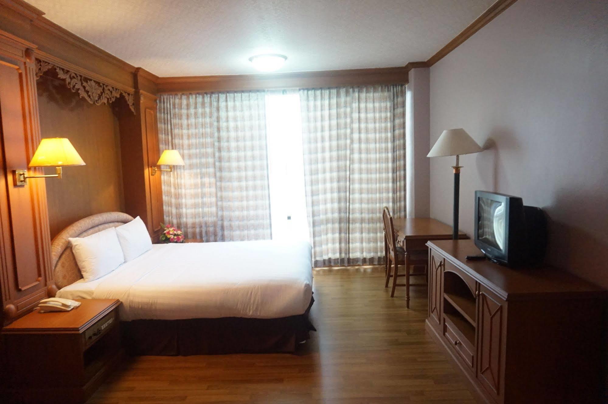 Rimpao Hotel Kalasin Εξωτερικό φωτογραφία