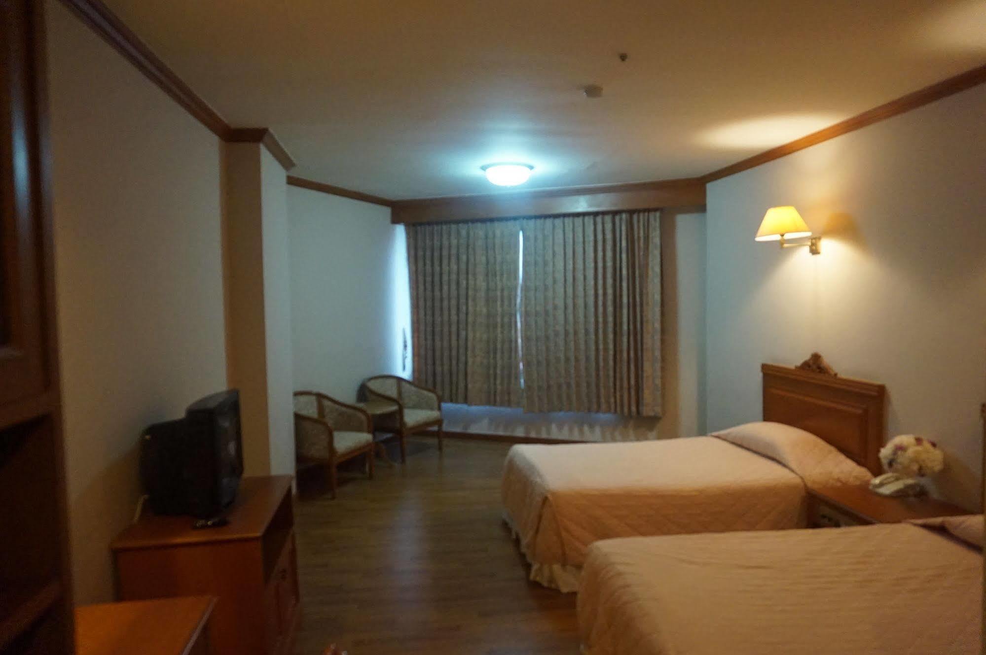 Rimpao Hotel Kalasin Εξωτερικό φωτογραφία